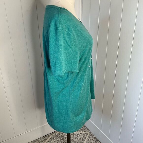 Athletic Works Womens XL Pullover Graphic Workout Top Tee Green Short Sleeve - Picture 3 of 9
